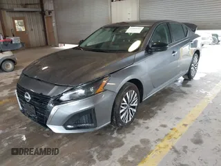 2025 Nissan Altima SV with VIN 1N4BL4DW2SN351266, listed as a IAAI auction lot 41869361 with 8,698 mi miles and . Bid and sale history available at DreamBid. Image 17.