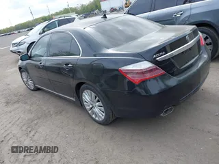 2011 Acura RL Technology with VIN JH4KB2F63BC000925, listed as a IAAI auction lot 42082074 with 117,491 mi miles and . Bid and sale history available at DreamBid. Image 3.