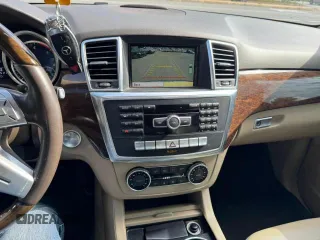 2012 Mercedes-Benz M 350 z VIN 4JGDA2EB0CA030386, wystawiony jako Copart lot #59906145 z przebiegiem 162 086 mil mil oraz Czysty tytuł • Clean title. Historia ofert i sprzedaży dostępna na DreamBid. Obrazek 10.
