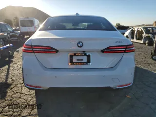 2024 BMW 5 Series 530i with VIN WBA43FJ0XRCS05943, listed as a Copart auction lot 87277084 with 4,924 mi miles and Salvage Title. Bid and sale history available at carsss.com. Image 6.