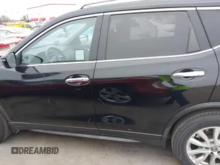 2017 Nissan Rogue SV with VIN JN8AT2MT1HW146593, listed as a IAAI auction lot 41528155 with 73,703 mi miles. Bid and sale history available at carsss.com. Image 14.