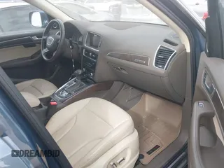 2015 Audi Q5 Premium Plus with VIN WA1LFAFP0FA074585, listed as a IAAI auction lot 41604684 with 67,655 mi miles. Bid and sale history available at carsss.com. Image 5.