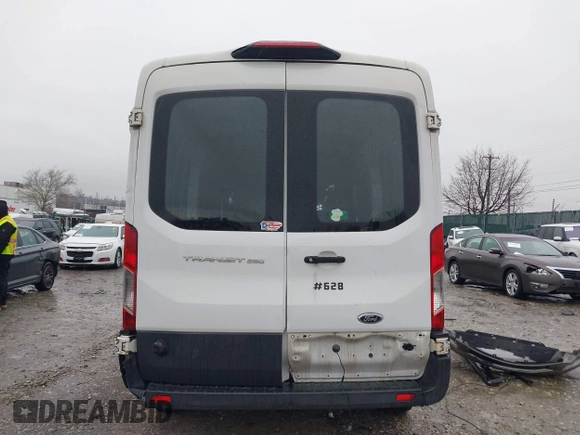2018 Ford Transit z VIN 1FTYR2CM1JKA72172, wystawiony jako IAAI lot #41864907 z przebiegiem Nie podano mil oraz . Historia ofert i sprzedaży dostępna na DreamBid. Obrazek 6.