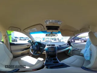 2017 Toyota Camry XLE z VIN 4T1BF1FK3HU786219, wystawiony jako IAAI lot #42097020 z przebiegiem 73 225 mil mil oraz . Historia ofert i sprzedaży dostępna na DreamBid. Obrazek 18.