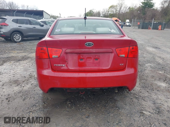 2013 Kia Forte EX with VIN KNAFU4A27D5729222, listed as a IAAI auction lot 42005687 with 124,785 mi miles. Bid and sale history available at carsss.com. Image 16.