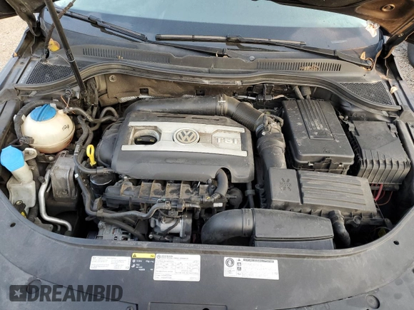 2015 Volkswagen CC R-Line with VIN WVWBP7AN0FE804012, listed as a Copart auction lot 70457953 with 98,798 mi miles. Bid and sale history available at carsss.com. Image 11.