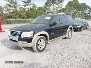 2007 Ford Explorer Eddie Bauer z VIN 1FMEU64E67UA69096, wystawiony jako IAAI lot #42078924 z przebiegiem 220 319 mil mil oraz . Historia ofert i sprzedaży dostępna na DreamBid. Obrazek 2.