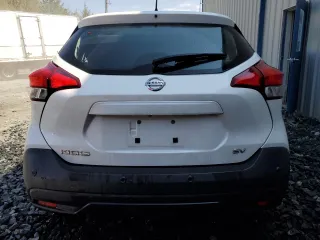 2020 Nissan Kicks SV with VIN 3N1CP5CVXLL551494, listed as a Copart auction lot 52724495 with 112,585 mi miles and Salvage Title. Bid and sale history available at carsss.com. Image 6.
