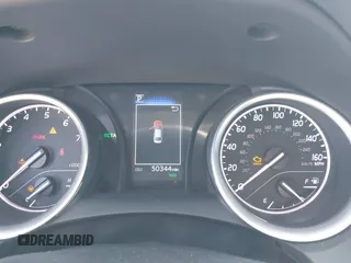 2024 Toyota Camry LE z VIN 4T1C11AK3RU214854, wystawiony jako IAAI lot #42143146 z przebiegiem 50 344 mil mil oraz . Historia ofert i sprzedaży dostępna na DreamBid. Obrazek 7.