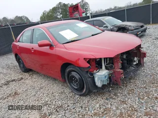 2011 Toyota Camry LE z VIN 4T4BF3EK2BR094284, wystawiony jako IAAI lot #41544578 z przebiegiem 171 518 mil mil oraz . Historia ofert i sprzedaży dostępna na DreamBid. Obrazek 1.