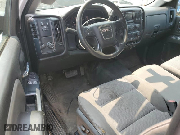 2015 GMC Sierra 2500HD z VIN 1GT01XE89FZ124325, wystawiony jako Copart lot #60473645 z przebiegiem 283 077 mil mil oraz Czysty tytuł • Clean title. Historia ofert i sprzedaży dostępna na DreamBid. Obrazek 8.