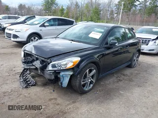 2013 Volvo C30 T5 with VIN YV1672MK4D2308774, listed as a IAAI auction lot 42005076 with 91,921 mi miles and . Bid and sale history available at DreamBid. Image 18.