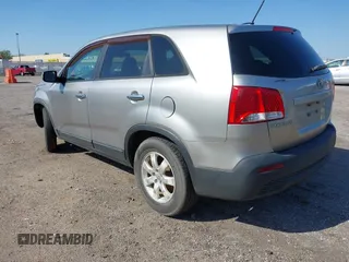 2012 Kia Sorento LX with VIN 5XYKTDA67CG282792, listed as a IAAI auction lot 41964825 with 175,654 mi miles. Bid and sale history available at carsss.com. Image 3.