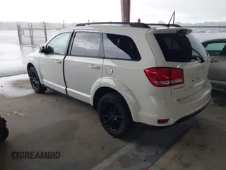 2019 Dodge Journey SE z VIN 3C4PDCBB6KT837425, wystawiony jako IAAI lot #42481512 z przebiegiem 83 382 mil mil oraz . Historia ofert i sprzedaży dostępna na DreamBid. Obrazek 3.