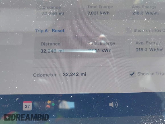 2023 Tesla Model 3 с VIN 5YJ3E1EAXPF568984, выставлен на аукционе IAAI как лот 42346535 с пробегом 32 242 миль миль и . История ставок и продаж доступна на DreamBid. Изображение 7.