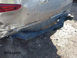 2020 Hyundai Elantra SE z VIN KMHD74LF3LU901845, wystawiony jako IAAI lot #42289742 z przebiegiem 45 673 mil mil oraz . Historia ofert i sprzedaży dostępna na DreamBid. Obrazek 17.