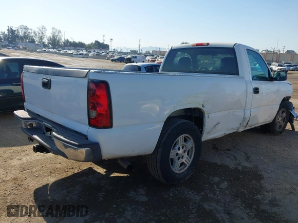 2006 Chevrolet Silverado 1500 Work Truck with VIN 3GCEC14X46G231966, listed as a IAAI auction lot 41993956 with 154,156 mi miles. Bid and sale history available at carsss.com. Image 4.