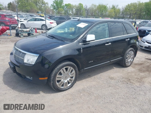 2009 Lincoln MKX with VIN 2LMDU88CX9BJ02744, listed as a IAAI auction lot 42119606 with 177,852 mi miles. Bid and sale history available at carsss.com. Image 2.