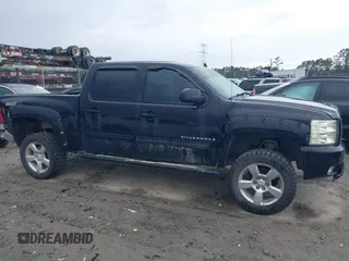 2009 Chevrolet Silverado 1500 LT with VIN 3GCEK23399G271715, listed as a IAAI auction lot 41863258 with 227,380 mi miles and . Bid and sale history available at DreamBid. Image 13.