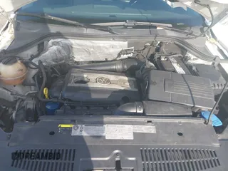 2014 Volkswagen Tiguan SE с VIN WVGAV3AX0EW598528, выставлен на аукционе IAAI как лот 42453851 с пробегом 141 869 миль миль и . История ставок и продаж доступна на DreamBid. Изображение 10.