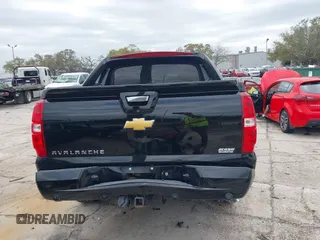 2013 Chevrolet Avalanche LT with VIN 3GNMCFE04DG120235, listed as a IAAI auction lot 41739179 with 77,861 mi miles and . Bid and sale history available at DreamBid. Image 16.