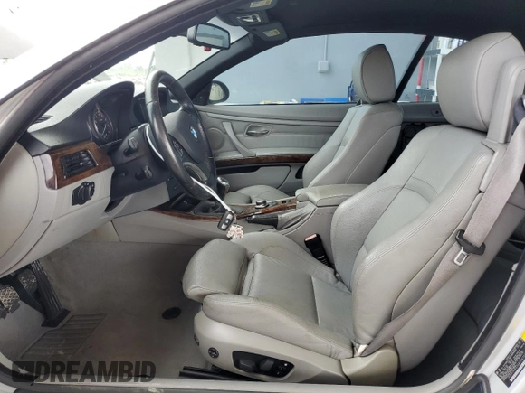 2007 BMW 3 Series 328i with VIN WBAWR33587PX75119, listed as a Copart auction lot 81306904 with 78,143 mi miles and Non repairable. Bid and sale history available at DreamBid. Image 7.