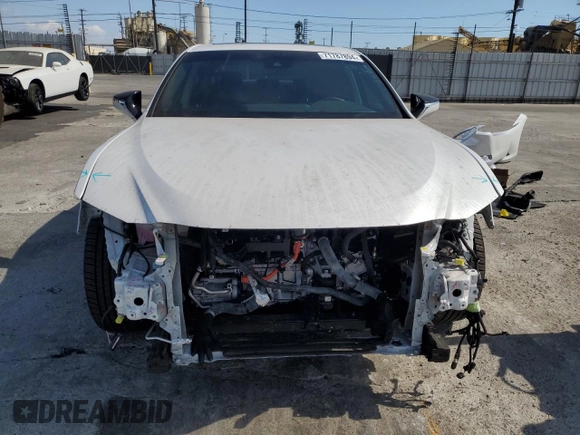2021 Lexus ES with VIN 58ACA1C10MU009840, listed as a Copart auction lot 71787894 with 32,940 mi miles and Salvage Title. Bid and sale history available at carsss.com. Image 5.