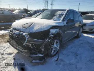 2021 Audi Q5 Premium Plus with VIN WA1E2AFY6M2049775, listed as a Copart auction lot 89149665 with 28,168 mi miles and Salvage Title. Bid and sale history available at carsss.com. Image 1.