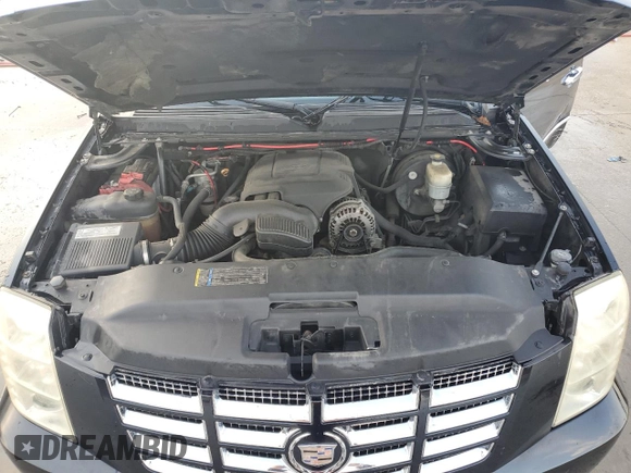 2008 Cadillac Escalade EXT z VIN 3GYFK62868G309760, wystawiony jako Copart lot #84683054 z przebiegiem 147 625 mil mil oraz Szkoda całkowita • Salvage title. Historia ofert i sprzedaży dostępna na DreamBid. Obrazek 11.