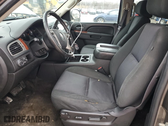 2011 GMC Yukon XL SLE with VIN 1GKS1HE00BR384801, listed as a Copart auction lot 87164264 with 210,809 mi miles and Clean Title. Bid and sale history available at carsss.com. Image 7.
