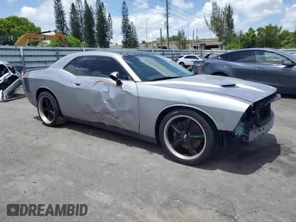 2016 Dodge Challenger R/T Scat Pack z VIN 2C3CDZFJ5GH177997, wystawiony jako Copart lot #55237175 z przebiegiem 52 728 mil mil oraz Szkody całkowita. Historia ofert i sprzedaży dostępna na DreamBid. Obrazek 4.