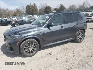 2022 BMW X5 xDrive45e with VIN 5UXTA6C09N9K10638, listed as a Copart auction lot 48321845 with 44,036 mi miles and Salvage Title. Bid and sale history available at DreamBid. Image 1.