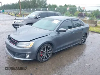 2014 Volkswagen Jetta GLI z VIN 3VW4T7AJ2EM208598, wystawiony jako IAAI lot #42381855 z przebiegiem 82 761 mil mil oraz . Historia ofert i sprzedaży dostępna na DreamBid. Obrazek 17.
