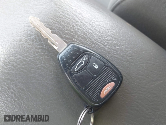 2005 Jeep Liberty Limited with VIN 1J4GK58K15W633519, listed as a IAAI auction lot 42240372 with 189,926 mi miles and . Bid and sale history available at DreamBid. Image 11.