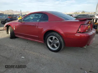 2004 Ford Mustang GT Deluxe z VIN 1FAFP42X54F221786, wystawiony jako Copart lot #47560645 z przebiegiem 138 407 mil mil oraz Szkoda całkowita • Salvage title. Historia ofert i sprzedaży dostępna na DreamBid. Obrazek 2.