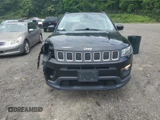 2019 Jeep Compass Latitude с VIN 3C4NJDBB8KT839196, выставлен на аукционе Copart как лот 63971645 с пробегом 42 691 миль миль и Списание • Salvage title. История ставок и продаж доступна на DreamBid. Изображение 5.