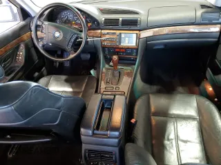 2000 BMW 7 Series 740iL with VIN WBAGH8341YDP13706, listed as a Copart auction lot 78727604 with 215,793 mi miles and Salvage Title. Bid and sale history available at carsss.com. Image 8.