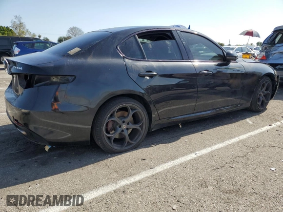 2018 Alfa Romeo Giulia Ti Sport with VIN ZARFAECN0J7591456, listed as a Copart auction lot 51618733 with 0 mi miles. Bid and sale history available at carsss.com. Image 3.