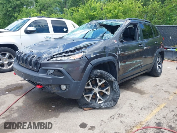 2017 Jeep Cherokee Trailhawk z VIN 1C4PJMBB8HW654321, wystawiony jako IAAI lot #42318465 z przebiegiem 137 923 mil mil oraz . Historia ofert i sprzedaży dostępna na DreamBid. Obrazek 2.