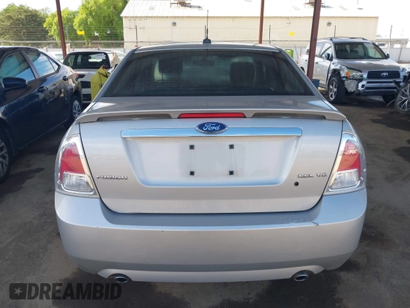 2008 Ford Fusion SEL with VIN 3FAHP08108R247080, listed as a IAAI auction lot 42015038 with 202,843 mi miles. Bid and sale history available at carsss.com. Image 16.