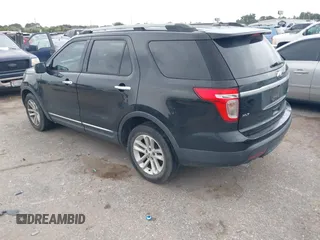 2014 Ford Explorer XLT with VIN 1FM5K7D88EGB89449, listed as a IAAI auction lot 42541102 with 180,205 mi miles and . Bid and sale history available at DreamBid. Image 3.