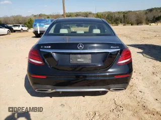 2019 Mercedes-Benz E-Class E 300 with VIN WDDZF4KB4KA627220, listed as a Copart auction lot 49103094 with 61,157 mi miles and Salvage Title. Bid and sale history available at carsss.com. Image 6.