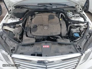 2012 Mercedes-Benz E-Class E 350 Luxury with VIN WDDHF5KB0CA588841, listed as a IAAI auction lot 41371990 with 108,480 mi miles. Bid and sale history available at carsss.com. Image 10.