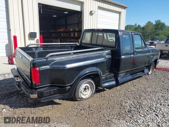 1995 Ford F-150 z VIN 1FTEX15N8SKB58783, wystawiony jako IAAI lot #40366102 z przebiegiem 148 639 mil mil oraz . Historia ofert i sprzedaży dostępna na DreamBid. Obrazek 4.