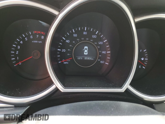 2014 Kia Optima LX z VIN KNAGM4A79E5470153, wystawiony jako Copart lot #58316245 z przebiegiem 85 904 mil mil oraz Czysty tytuł • Clean title. Historia ofert i sprzedaży dostępna na DreamBid. Obrazek 9.