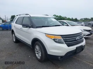 2013 Ford Explorer XLT z VIN 1FM5K7D9XDGB70554, wystawiony jako IAAI lot #42274790 z przebiegiem 185 141 mil mil oraz . Historia ofert i sprzedaży dostępna na DreamBid. Obrazek 1.