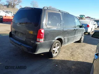 2007 Chevrolet Uplander LT w/1LT with VIN 1GNDV33W77D206642, listed as a IAAI auction lot 41305841 with 186,922 mi miles. Bid and sale history available at carsss.com. Image 4.