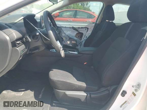 2023 Nissan Sentra SV z VIN 3N1AB8CV5PY321510, wystawiony jako Copart lot #53031575 z przebiegiem 7 435 mil mil oraz Nie do naprawy • Non repairable. Historia ofert i sprzedaży dostępna na DreamBid. Obrazek 7.