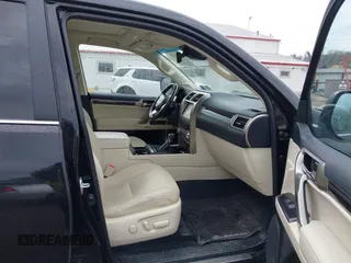 2021 Lexus GX 460 Premium z VIN JTJAM7BX2M5301192, wystawiony jako IAAI lot #41699361 z przebiegiem 115 677 mil mil oraz . Historia ofert i sprzedaży dostępna na DreamBid. Obrazek 5.