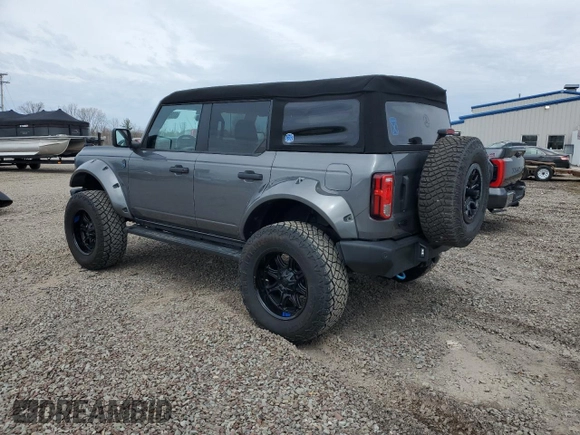 2023 Ford Bronco z VIN 1FMDE5DHXPLC10349, wystawiony jako Copart lot #53951735 z przebiegiem 8 931 mil mil oraz Szkoda całkowita • Salvage title. Historia ofert i sprzedaży dostępna na DreamBid. Obrazek 2.